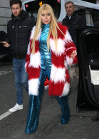 Paloma Faith Longsleeve T-shirt #3078319