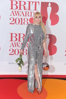 Paloma Faith Longsleeve T-shirt #3129480