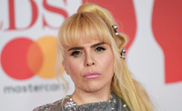 Paloma Faith Longsleeve T-shirt #3129502
