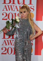 Paloma Faith Longsleeve T-shirt #3129509