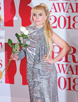 Paloma Faith Longsleeve T-shirt #3129512