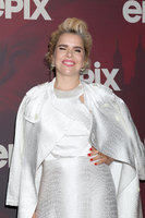 Paloma Faith Longsleeve T-shirt #3870623