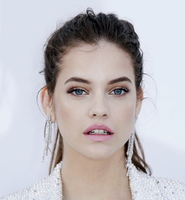Palvin Barbara Sweatshirt #3308263
