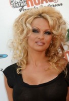 Pamela Anderson magic mug #G149561