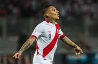 Paolo Guerrero Longsleeve T-shirt #3352315