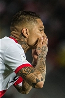 Paolo Guerrero Longsleeve T-shirt #3352327