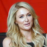 Paris Hilton Longsleeve T-shirt #2343533