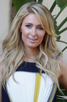 Paris Hilton Longsleeve T-shirt #2347417