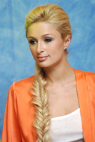 Paris Hilton Longsleeve T-shirt #2397115