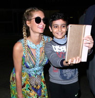 Paris Hilton Longsleeve T-shirt #2965298
