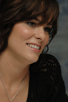 Parker Posey Longsleeve T-shirt #2238917
