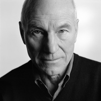Patrick Stewart Sweatshirt #2193744