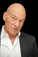 Patrick Stewart Sweatshirt #2428551