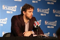 Pau Gasol Sweatshirt #3395990