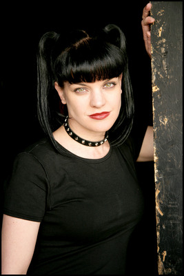 Pauley Perrette canvas poster