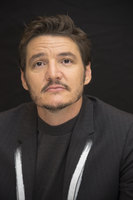 Pedro Pascal Longsleeve T-shirt #2847315