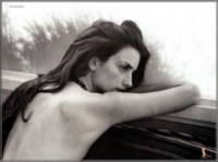Penelope Cruz Longsleeve T-shirt #1348176