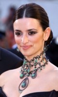Penelope Cruz Longsleeve T-shirt #1348206