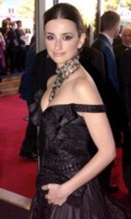 Penelope Cruz Longsleeve T-shirt #1348213