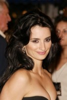 Penelope Cruz Sweatshirt #1362093