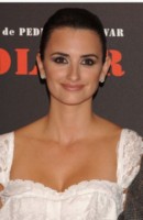 Penelope Cruz Longsleeve T-shirt #1370155
