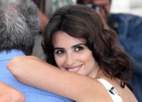 Penelope Cruz Longsleeve T-shirt #1418145