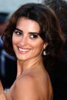 Penelope Cruz Longsleeve T-shirt #1418187
