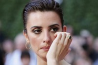Penelope Cruz Longsleeve T-shirt #1456167