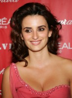 Penelope Cruz Longsleeve T-shirt #1459537