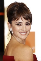 Penelope Cruz Longsleeve T-shirt #1975441