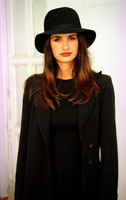 Penelope Cruz Longsleeve T-shirt #2088694