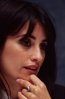 Penelope Cruz Longsleeve T-shirt #2088697