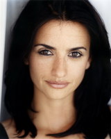 Penelope Cruz Longsleeve T-shirt #2088716