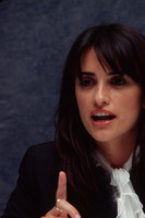 Penelope Cruz Longsleeve T-shirt #2088741