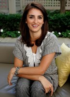 Penelope Cruz Longsleeve T-shirt #2088773