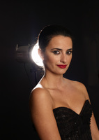 Penelope Cruz Sweatshirt #2088785