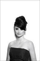 Penelope Cruz Sweatshirt #2088793