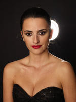 Penelope Cruz Longsleeve T-shirt #2088873