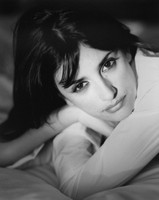 Penelope Cruz Longsleeve T-shirt #2096172