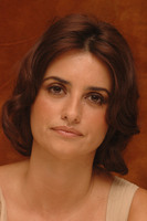 Penelope Cruz Longsleeve T-shirt #2239054
