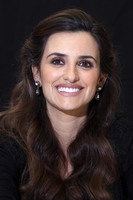 Penelope Cruz Longsleeve T-shirt #2248848
