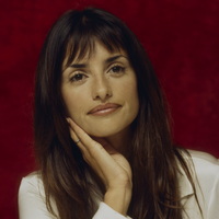 Penelope Cruz Longsleeve T-shirt #2248852