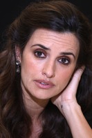 Penelope Cruz Longsleeve T-shirt #2248856