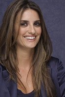 Penelope Cruz Longsleeve T-shirt #2343234