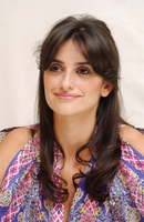 Penelope Cruz Longsleeve T-shirt #2343284