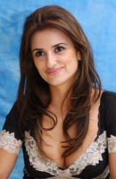 Penelope Cruz Longsleeve T-shirt #2396958