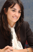 Penelope Cruz Longsleeve T-shirt #2396969