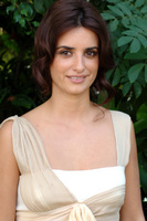 Penelope Cruz Sweatshirt #2403693