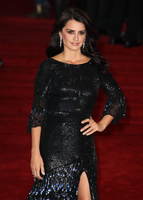 Penelope Cruz Sweatshirt #2874174