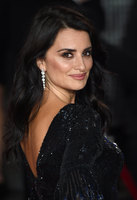 Penelope Cruz Sweatshirt #2874177